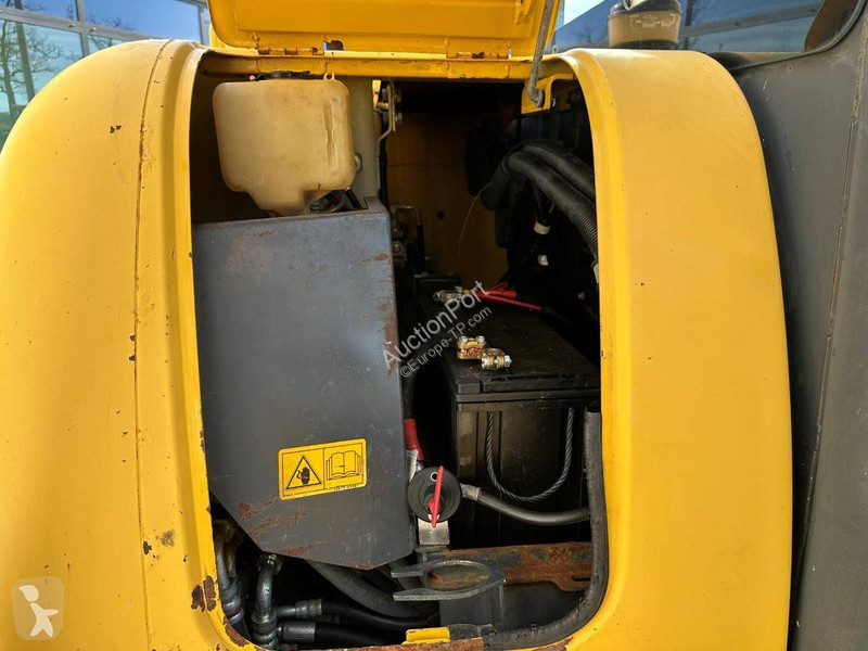 Skovel Komatsu 7
