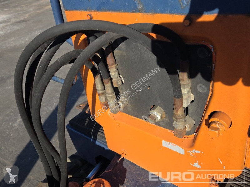 Skovel Kubota KH-007