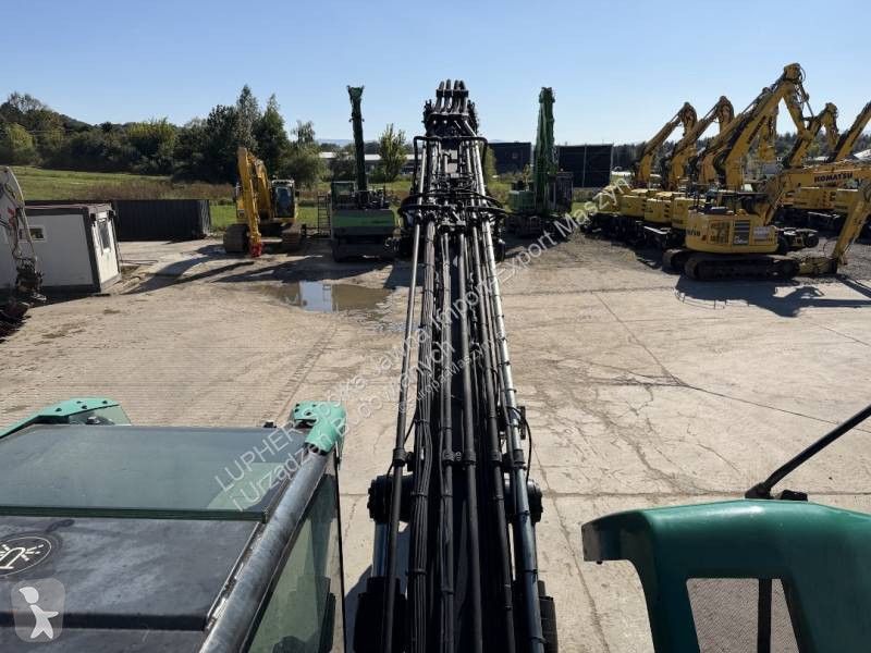 Excavadora Caterpillar MH3024
