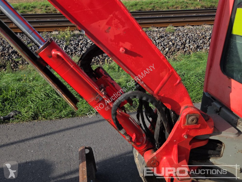 Excavadora Volvo ECR25D