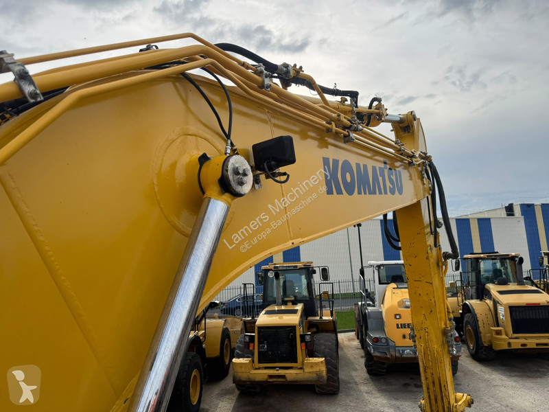Escavadora Komatsu PC210 LC11