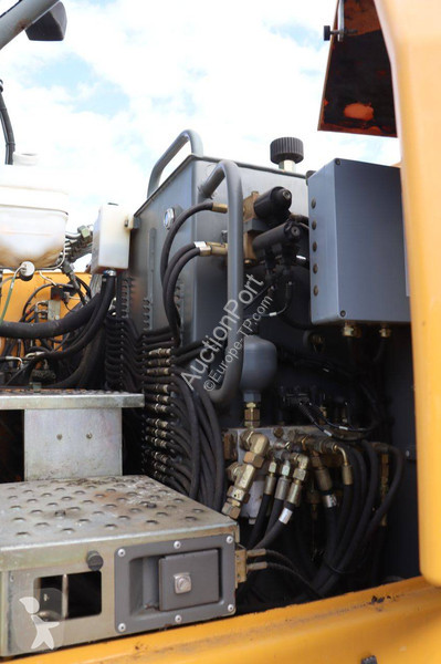 Pelle Liebherr A316