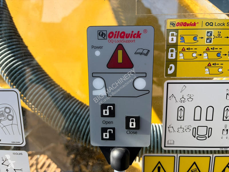 جرافة Caterpillar 07B