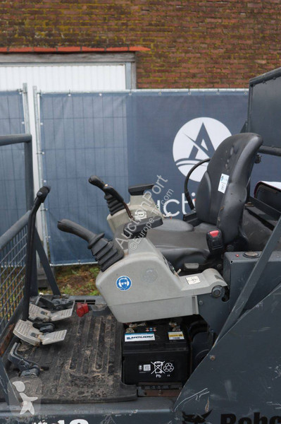 Багер Bobcat
