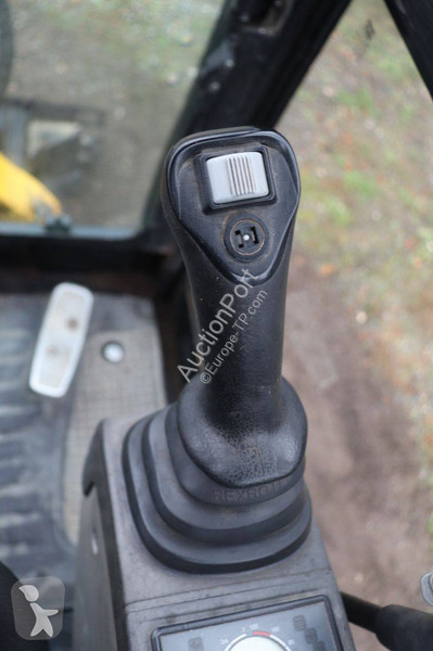 Багер Caterpillar