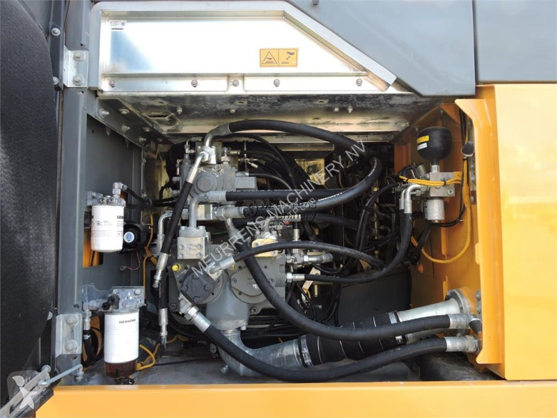 Pelle Liebherr R930