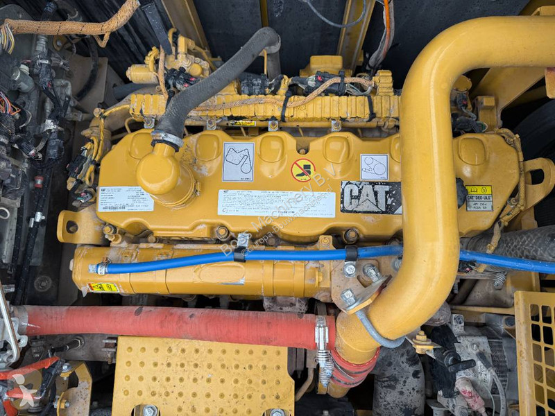 Excavator Caterpillar FLN - German / OilQuick /...