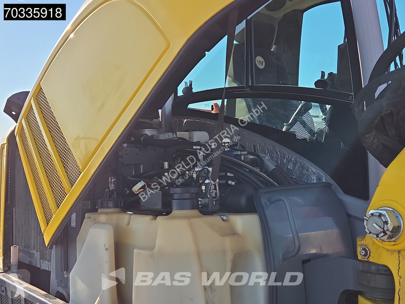 جرافة Wacker Neuson Powertilt