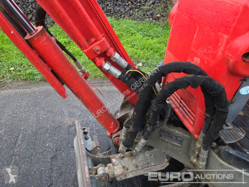 جرافة Yanmar SV08-1A(S)