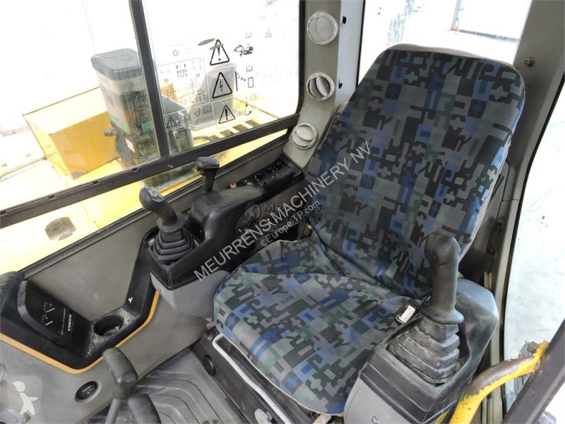 Багер Volvo Automatic Greasing