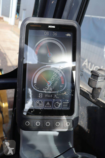 Багер XCMG XE27E