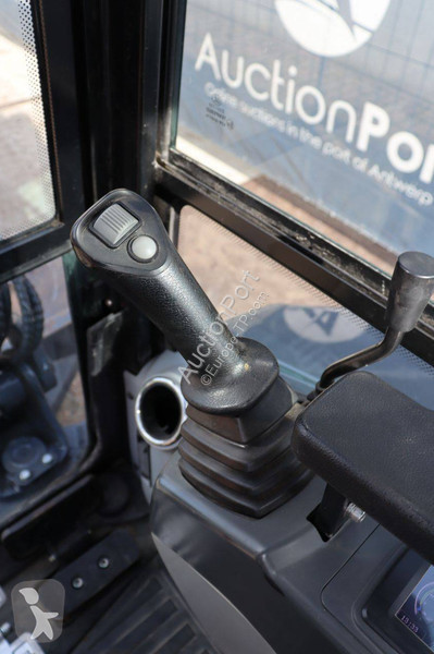 جرافة Eurotrac HE26SR