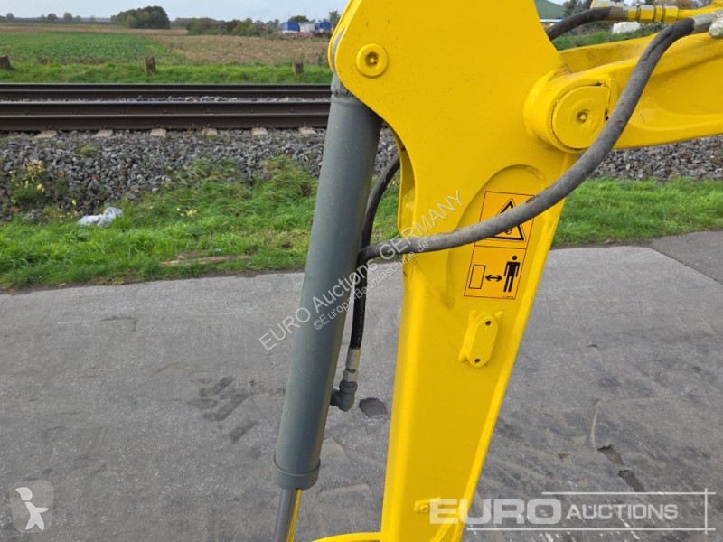 جرافة Wacker Neuson EZ28