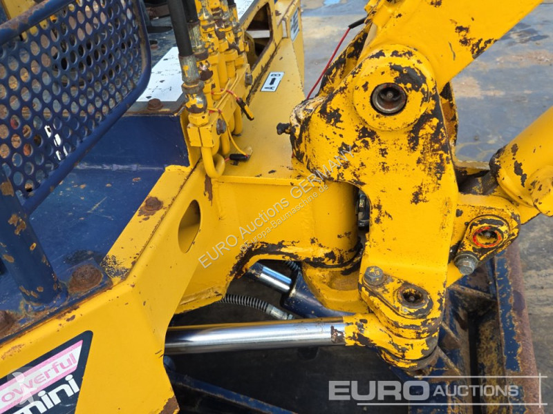 Багер Komatsu PC07-1