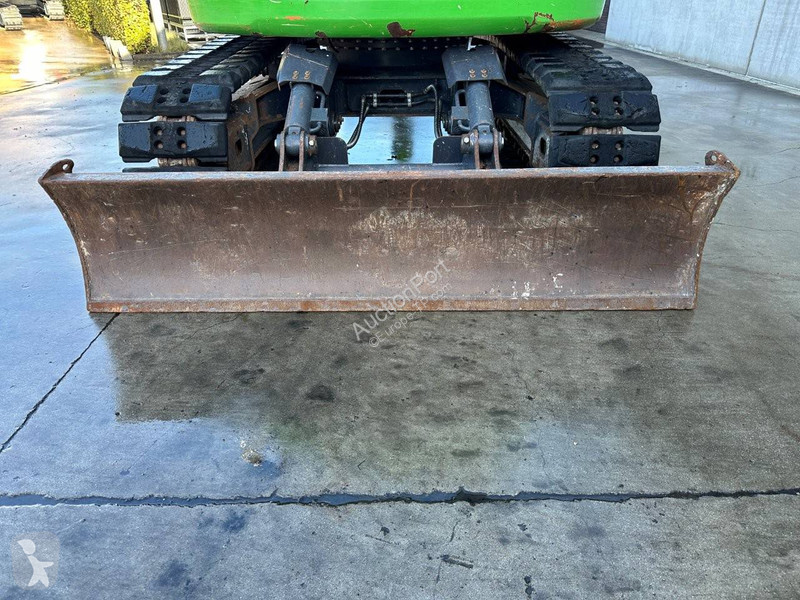 Escavadora Doosan 7