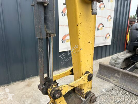 Escavadora Yanmar 6A