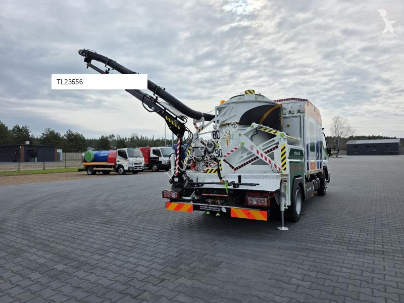 Camion Mitsubishi CANTER odkurzacz koparka...