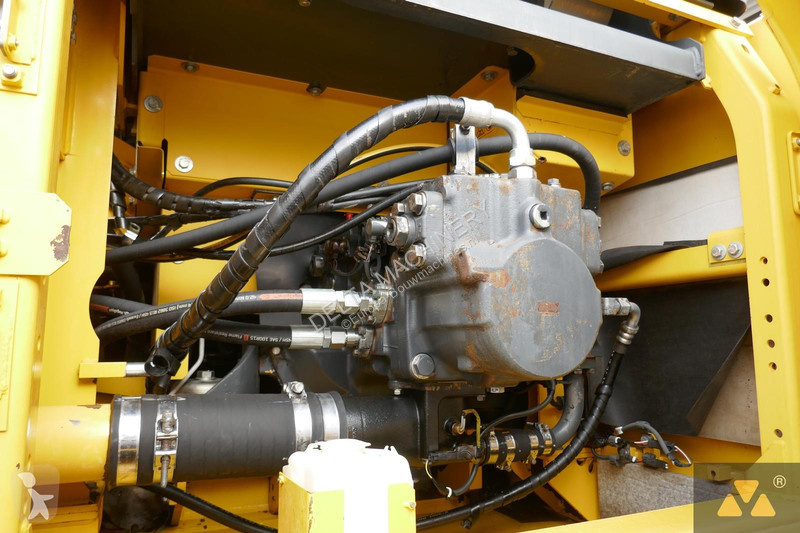 Skovl Komatsu PC490LC-11
