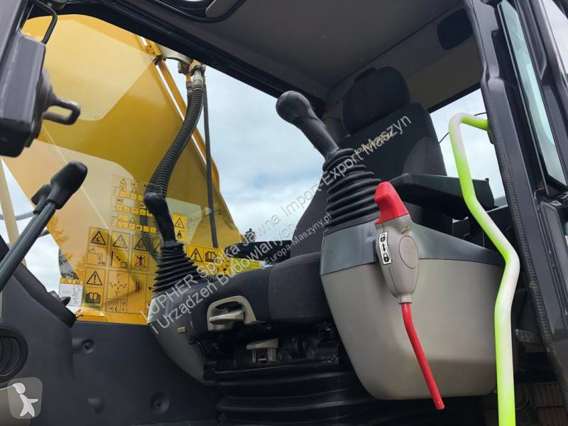 Excavator Komatsu PC290LC-11E0
