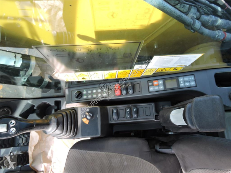 Lopatový nakládač Caterpillar MH3024