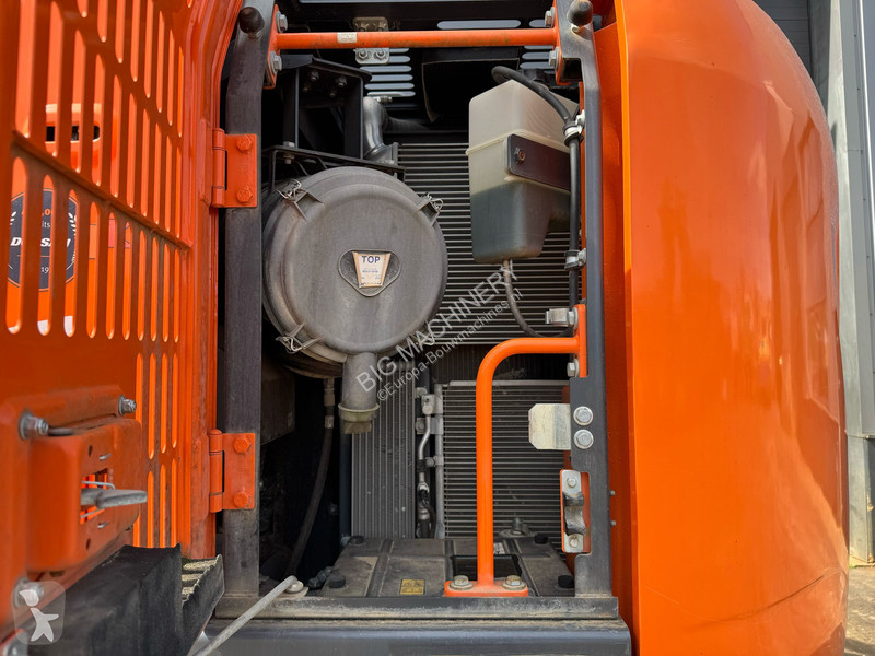 جرافة Doosan -5 - 680 hours