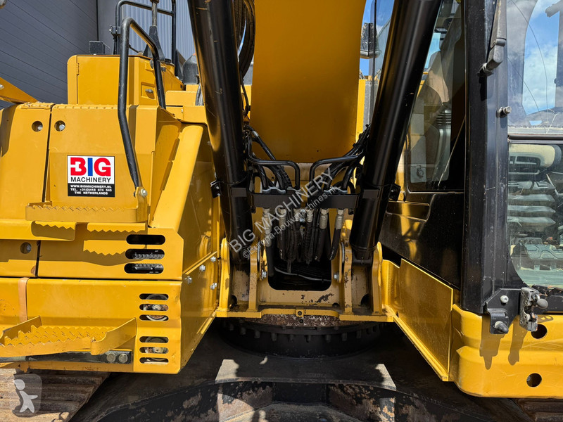 Excavator Caterpillar 325F LCR - 3 buckets
