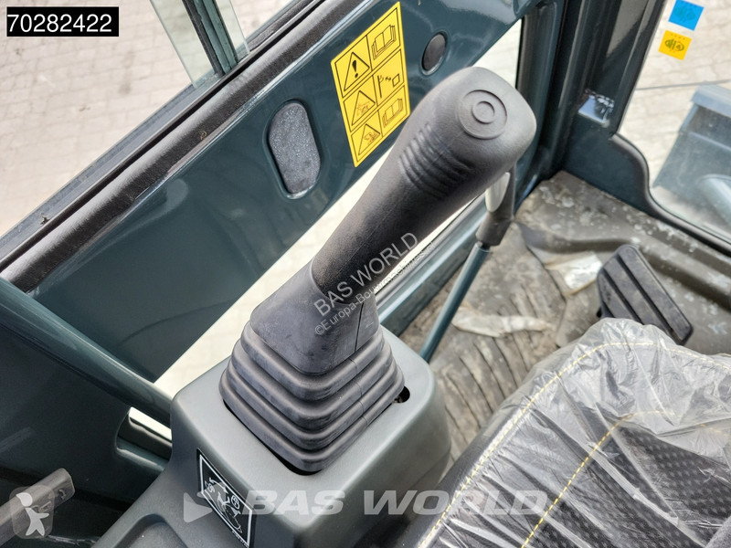 Excavator Hyundai HX80 N A/C - NEW UNUSED
