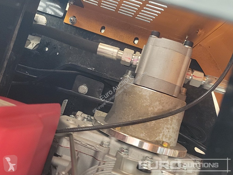 Escavatore JPC HT12