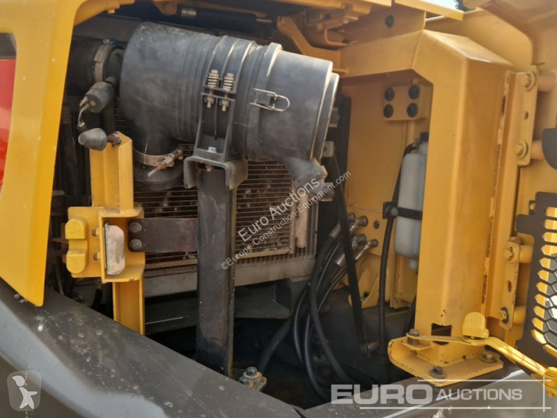 Graafmachine Volvo EC80D