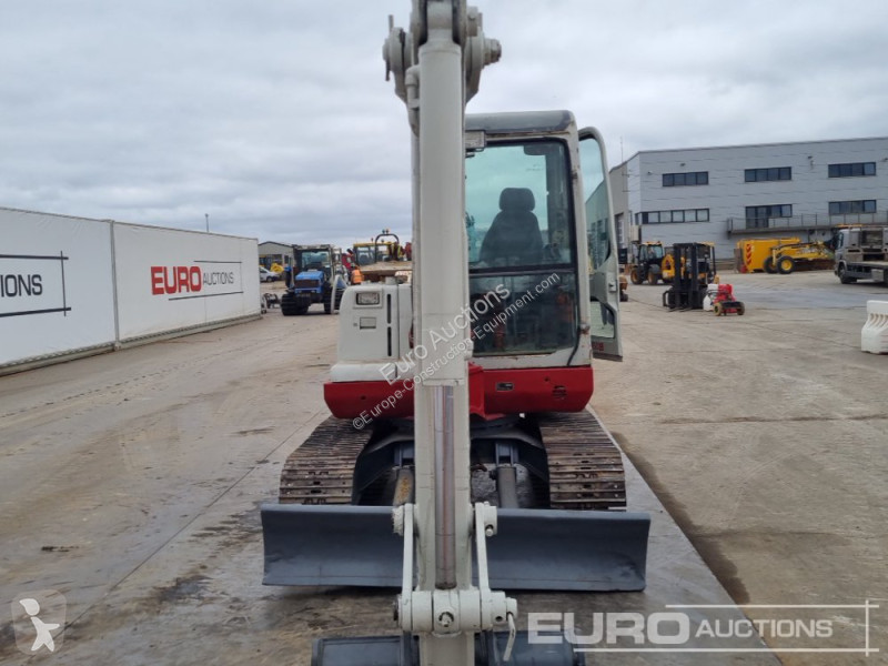 Escavadora Takeuchi TB150C