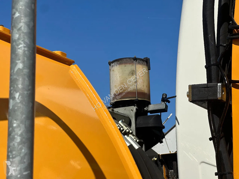 جرافة Liebherr A916