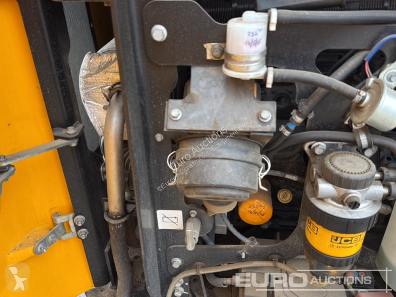 جرافة JCB 16C-1