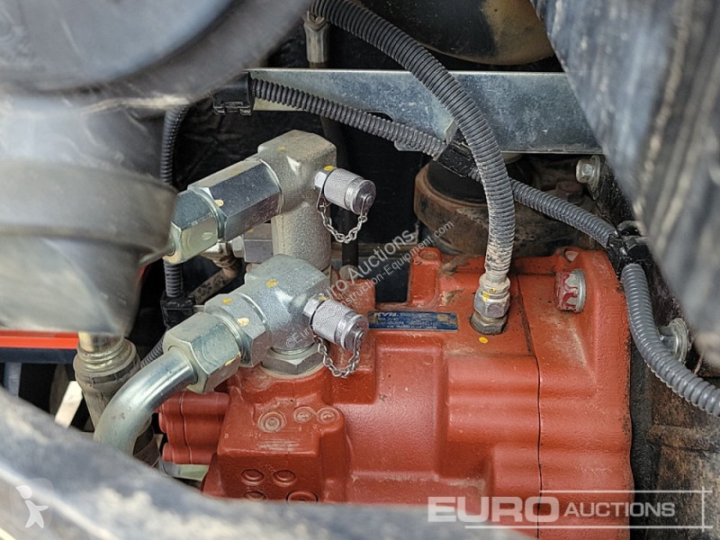 Escavatore Kubota KX080-4A2