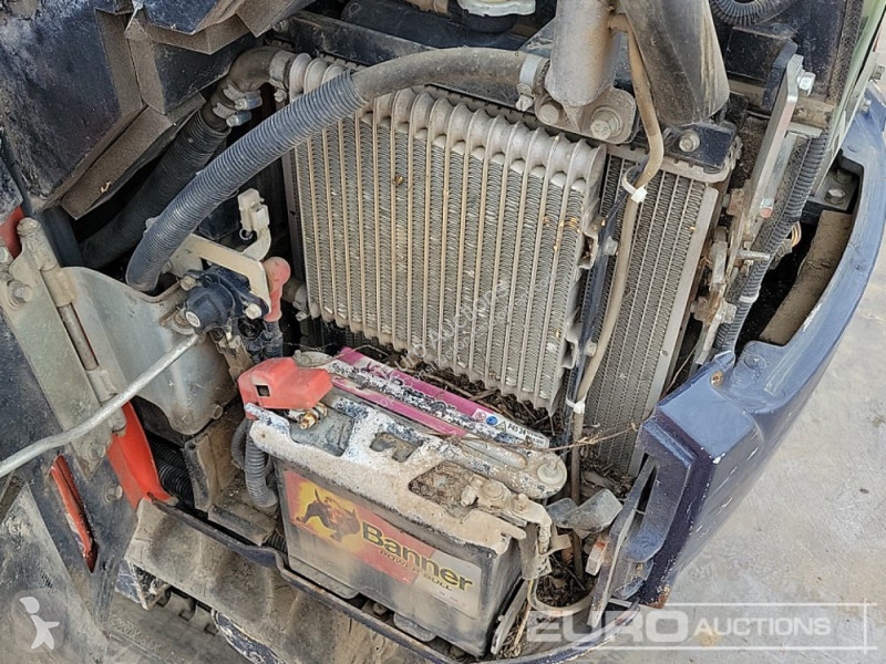 Lopatový nakládač Kubota KX015-4