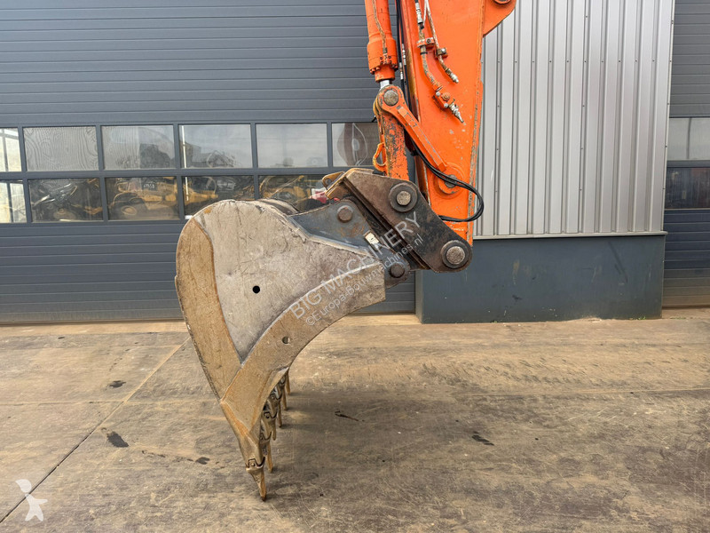 Skovl Hitachi