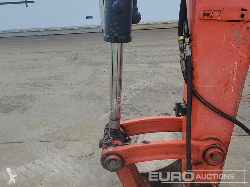 Lopatový nakládač Kubota U48-4