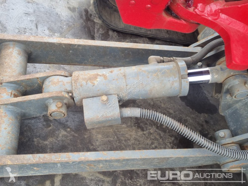 Graafmachine Takeuchi TB216