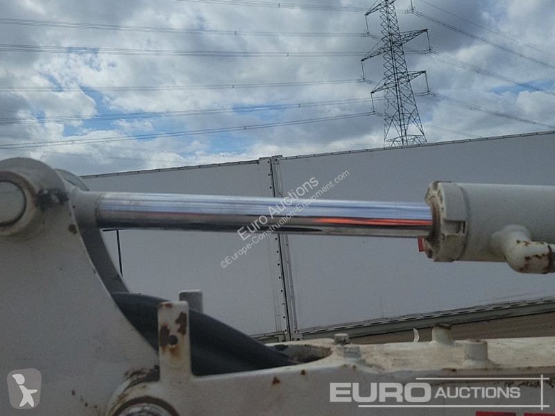 Graafmachine Takeuchi TB216