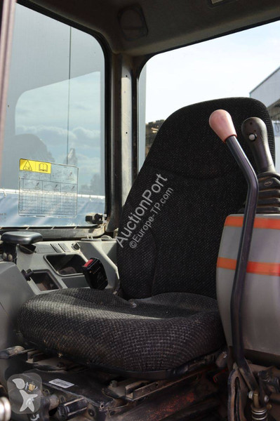 جرافة Bobcat E55