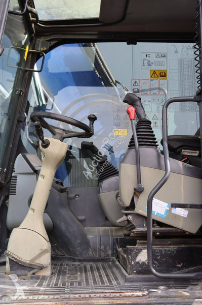 Escavatore Komatsu PW148-8
