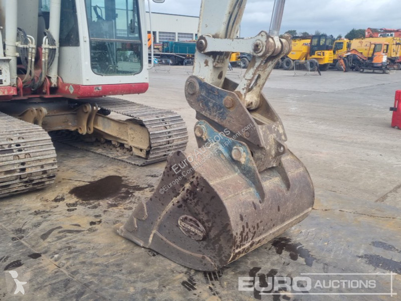 جرافة Takeuchi TB2150R