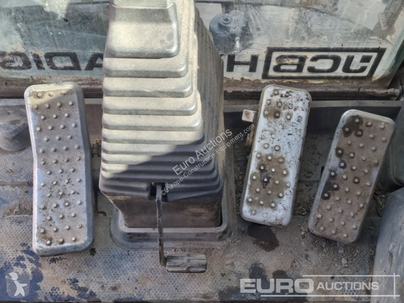 جرافة JCB HD110WT