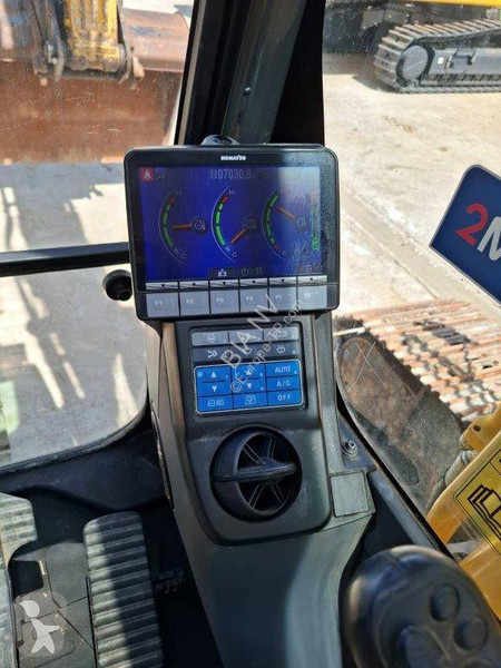 Escavadora Komatsu