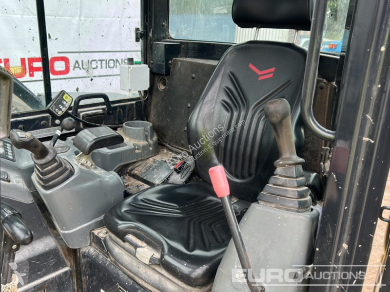 Escavatore Yanmar VI050-6B