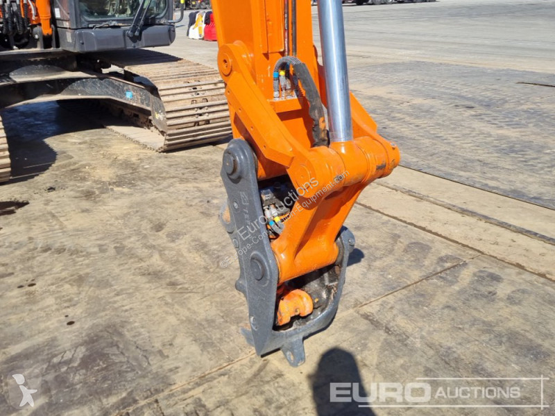 Excavadora Hitachi -7