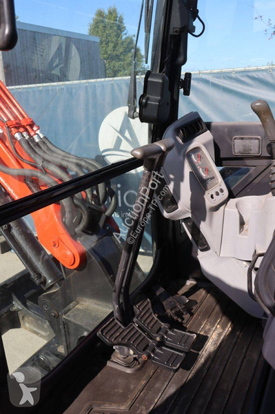 Excavadora Kubota KX155-5