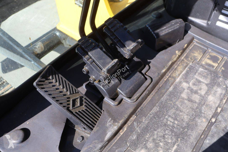 Escavatore Komatsu PC56-7
