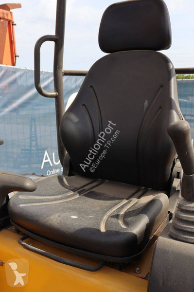 جرافة  CTX8020