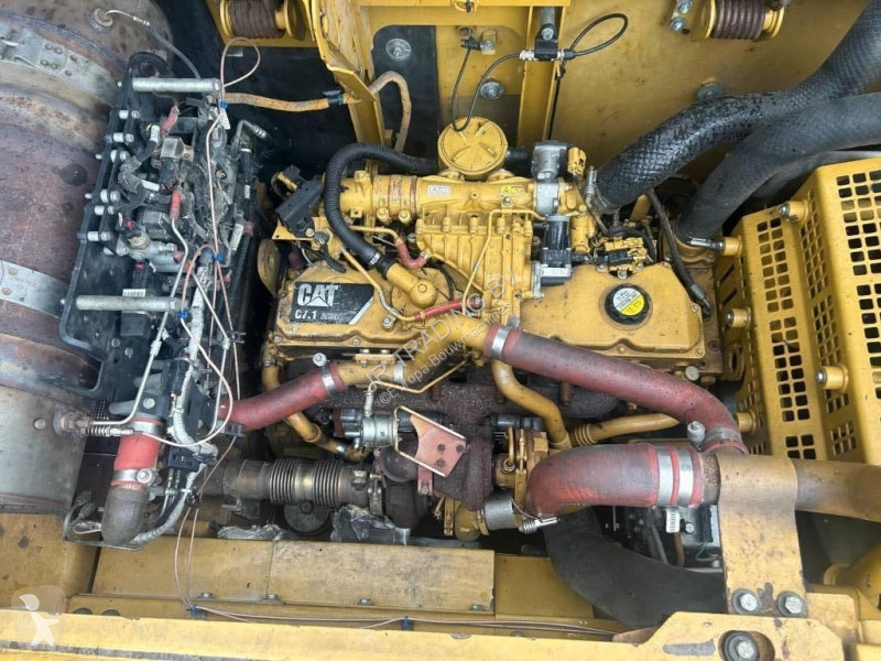Escavadora Caterpillar EL (epiroc hammer included)