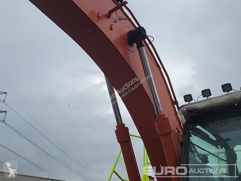 Graafmachine Hitachi -7